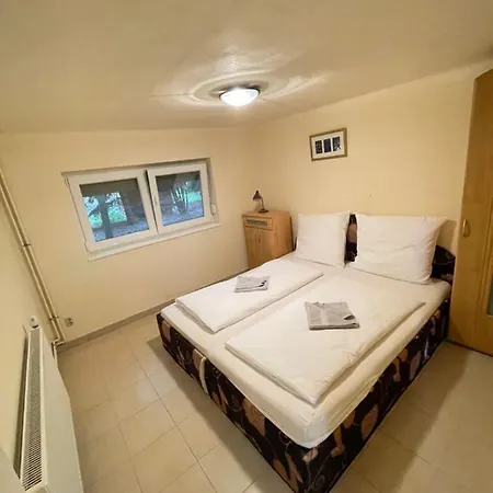 Hunyadi Nyaralo Holiday home *
